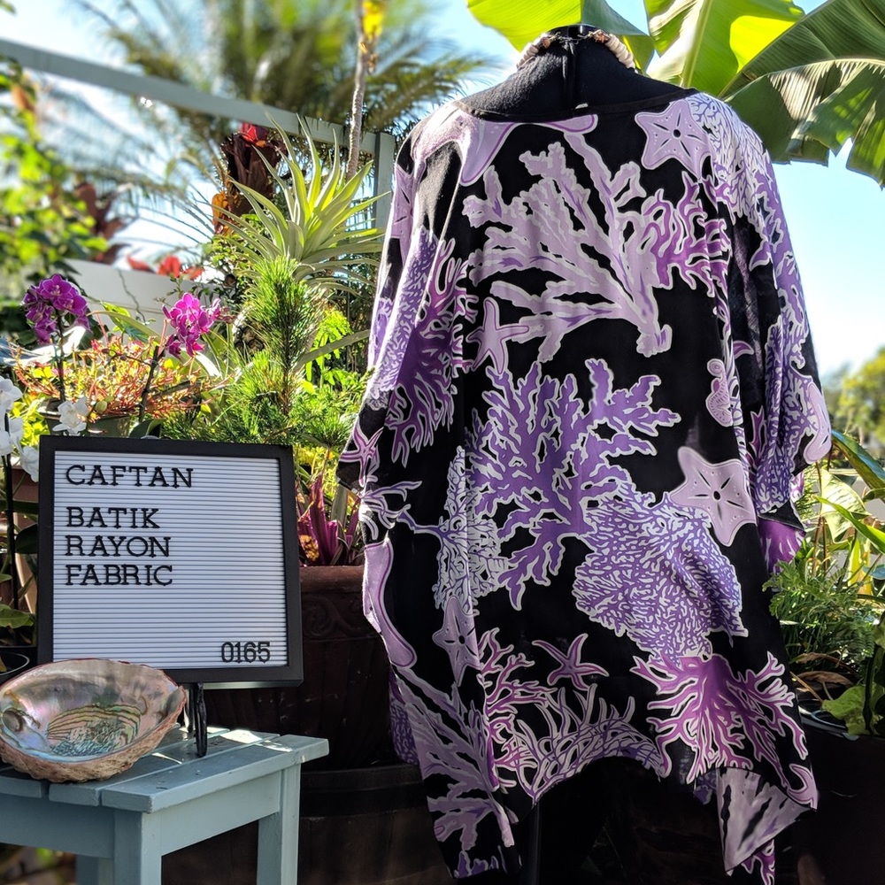 SOLD.   Retro Style Caftan Beach Swimsuit Coverup - Picture 5 of 8